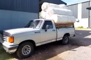 Imágenes: En Gonnet denuncian el robo de una camioneta de trabajo
