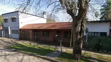 Sin paz: Motochorros atacaron a un padre y a su hijo en City Bell