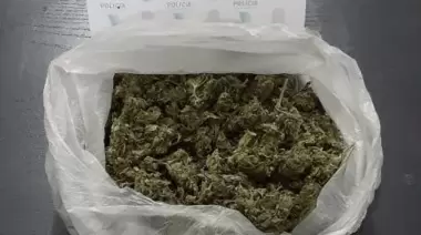 Éramos pocos: En City Bell cayó un joven que hacía Narco Delivery