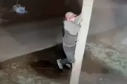 Video: Así roban los cables e incomunican a los vecinos de City Bell
