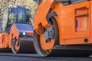 Asfalto, desagotes, luces y cunetas: Nuevas obras en Gonnet y City Bell