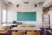 Sin clases en escuelas de Zona Norte por ola de contagios de COVID-19