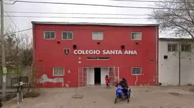 Denuncian abuso en colegio de Hernández: Apuntan al Cura como responsable