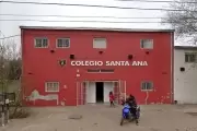 Denuncian abuso en colegio de Hernández: Apuntan al Cura como responsable