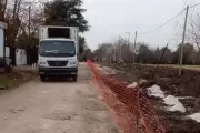 Bronca y polémica en barrio de City Bell por calles a medio asfaltar