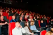 Contra la violencia de género: llega el Cine Móvil a City Bell