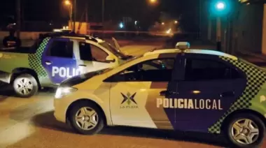Motochorros y roba ruedas en City Bell, rateros en Gorina y piedrazos en Ringuelet