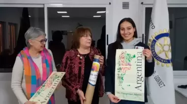 El Rotary Club de Manuel B. Gonnet donó más de 100 juguetes en Villa Castells