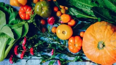 A minutos de City Bell: 驴D贸nde conseguir verduras frescas de estaci贸n a precios populares?
