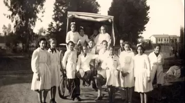 📞 100 años de Gorina: El teléfono iraquí, brujos curanderos y la unión de un pueblo