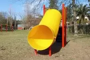 🎠 City Bell: Ponen en valor a una plaza con nuevos juegos y máquinas aeróbicas