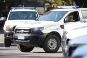 Cámara de seguridad en City Bell: Así robaron en un famoso restaurante céntrico