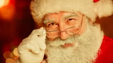 🎄 Hoy en City Bell: Llega Papá Noel para prender el Arbolito y presentar su Trineo