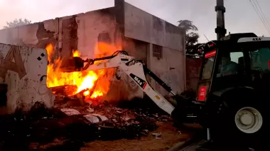 🔥 Voraz incendio en Gonnet: Así quedó el lugar tras el paso de las llamas