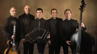 🎼 Show internacional en City Bell: El Quinteto Revolucionario presenta Celebración Piazzolla