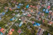 🏡 Polémica por uso del suelo en City Bell: ¿Cuáles son los 3 barrios que reclaman sus rezonificaciones?
