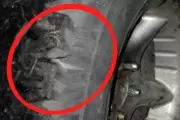 😡 Críticas a la Municipalidad de La Plata por lomos de burro que dañan cubiertas en Gonnet y City Bell