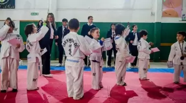 馃 City Bell vibr贸 nuevamente al ritmo de un torneo de taekwondo