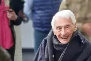🥰 Emotivo festejo para vecino de City Bell que cumplió 101 años de vida