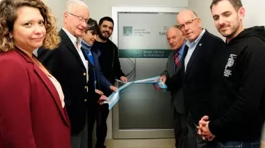 🤝 Acuerdo histórico en City Bell: IOMA inauguró 10 camas de terapia intensiva