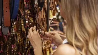 🎀 Más de 60 stands: Vuelve la tradicional Feria Artesanal a City Bell con entrada libre y gratuita