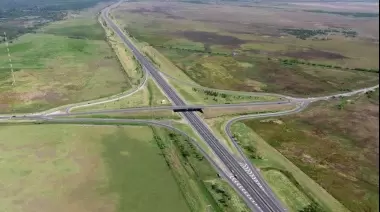 🤔 Incógnita en la Autopista: ¿Están instalando un nuevo peaje en Villa Elisa?