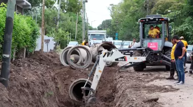 🟢 Megaoperativo municipal para mejorar espacios verdes y desagües en El Rincón