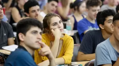 📚 El Colegio Nacional abre sede en Camino Centenario: ¿Quiénes pueden inscribirse?