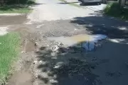 🚨 ¡Emergencia hídrica ya! No hay agua pero sobran pérdidas en Gonnet y Villa Castells