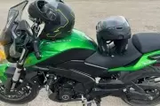🚨 Video: Le robaron la moto en City Bell y quisieron estafarla pidiendo un rescate