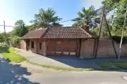 🚨 Con un camión y "precisión suiza": Familia de Villa Elisa sufre 3 robos al hilo