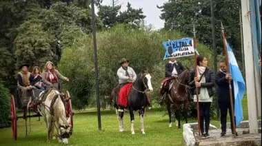 🐎 Villa Elisa: La Municipalidad de La Plata suspendió el aniversario pero los vecinos festejaron igual