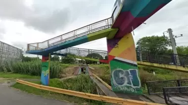 ⚠️ Peligro en Camino Centenario: Vecinos alertan sobre pasadizos clandestinos