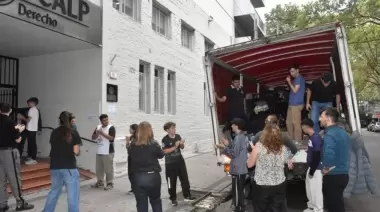 🟢 UCALP solidaria: Partieron 2 camiones con donaciones para Bahía Blanca