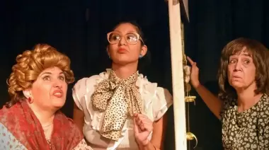 🎭 Peña y comedia en Villa Elisa: Sumate a la agenda del Teatro Red Pido Gancho