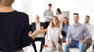 🟢 ¿Qué posgrados pueden estudiarse en la UCALP?