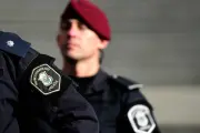 🚨 Villa Elisa a la deriva: 5 ladrones sueltos por patrulleros sin nafta