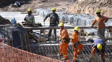 🚧 Gorina en obra: La Municipalidad ejecutará 35 calles nuevas y un puente vehicular