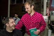 📚 Hernán Casciari sumó una voz de City Bell a su nuevo libro: ¿Quién es Carlos Alemán?