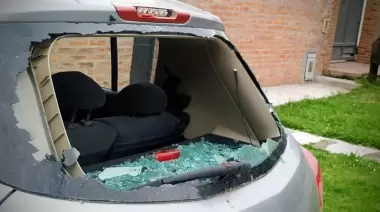 Video: Mirá el ataque en manada de los rompecoches en City Bell