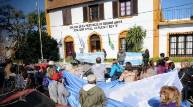 🚨 City Bell dice basta y marcha en Cantilo tras ola histórica de 9 entraderas
