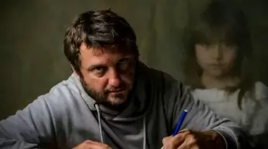 Con inspiración en City Bell: Nicolás Fábrega presentó su novela "El camino de los cadáveres"
