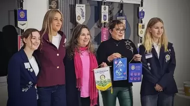 🤝 El Rotary Club Gonnet recibió a jóvenes de Finlandia, Suiza y Estados Unidos