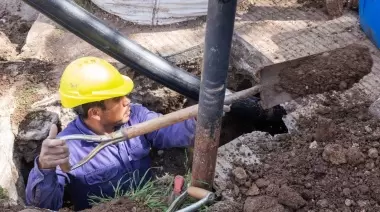 💦 Viernes 1: ¿En qué zonas de Gonnet y Villa Castells faltará agua por reparaciones de ABSA?
