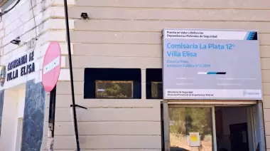 Comisaría N°12: Tras el peligro de derrumbe llegaron las obras a Villa Elisa