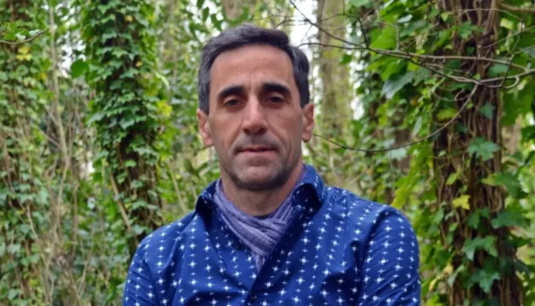 🎸 Lisandro Ibarrolaza celebra 30 años de música en La Plata con invitados especiales