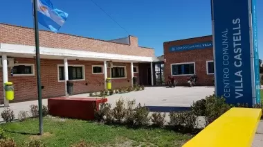 Vecinos de Villa Castells presentaron firmas ante el nuevo delegado: Reclaman mejoras urgentes para el barrio