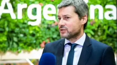 Lammens mantuvo una reunión con el presidente del Club Universitario