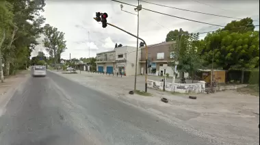 Corte en Camino Belgrano y 426 por el recorte de alimentos para las familias de El Rincón