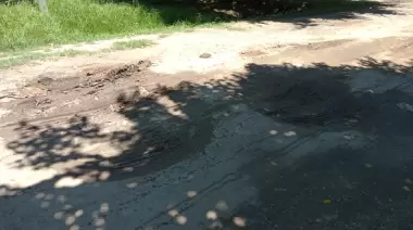 Vecinos cansados de reclamar por estado de calles en City Bell